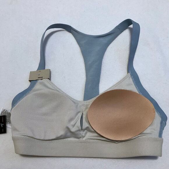 Adidas NWT Pull On T-back Sports Bra Women S - Picture 6 of 9
